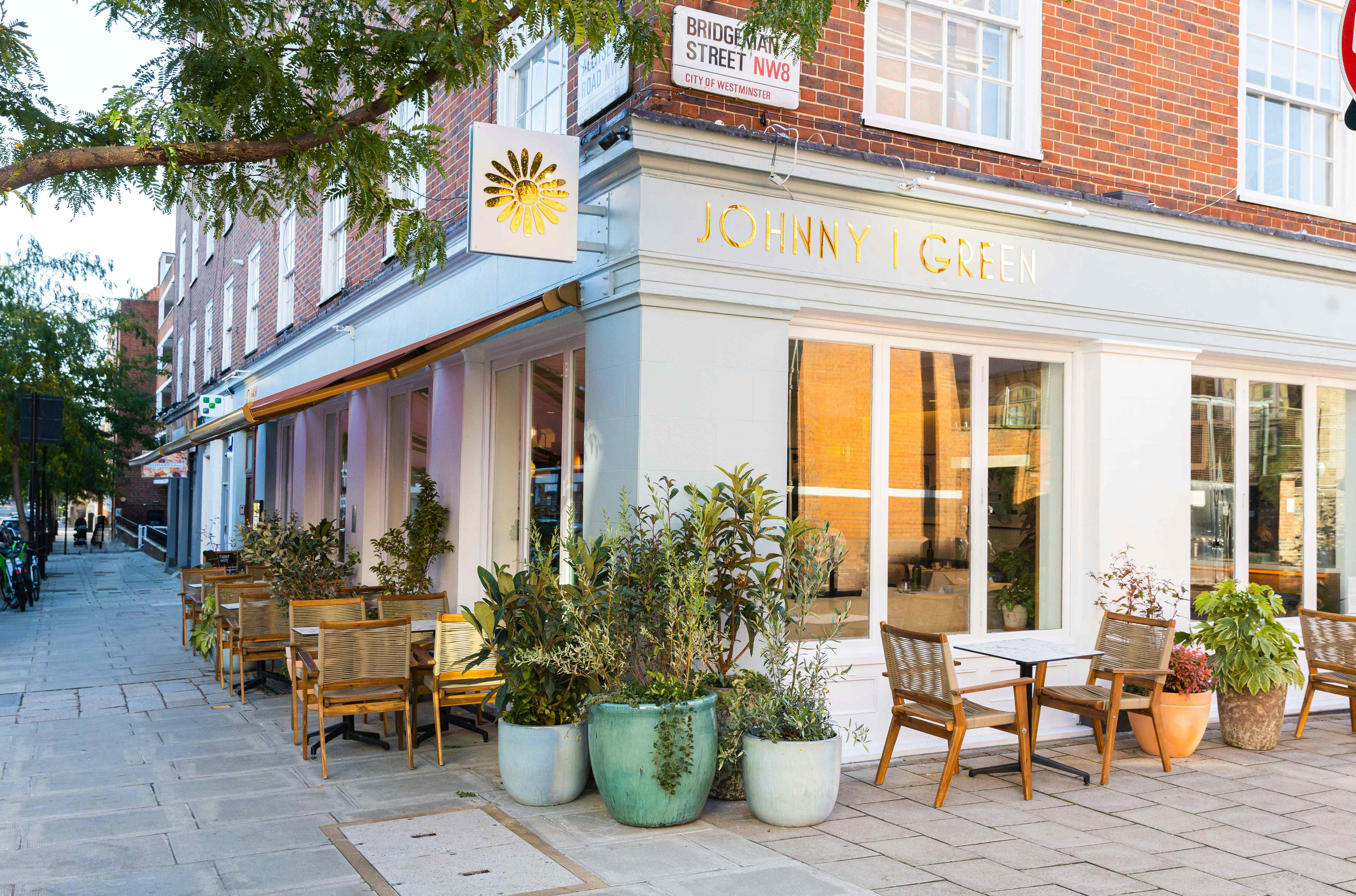 Whole Venue , Johnny Green